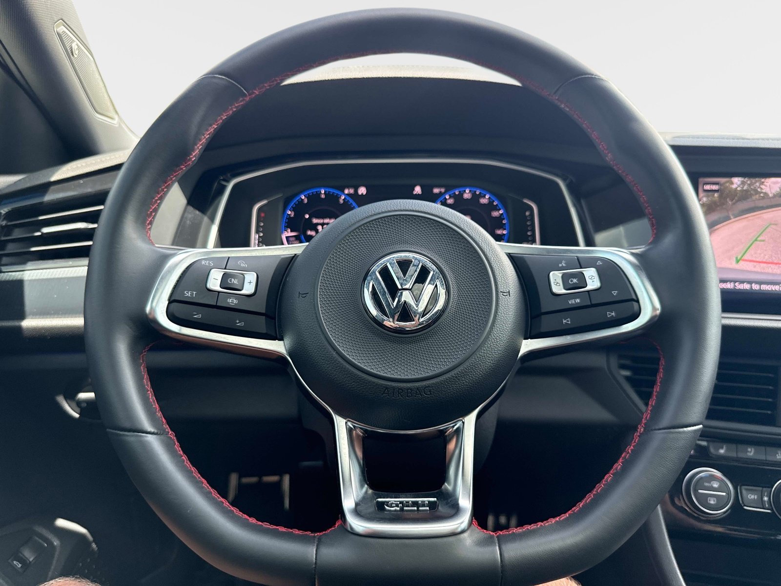 Used 2019 Platinum Gray Metallic Volkswagen R-Line image 27