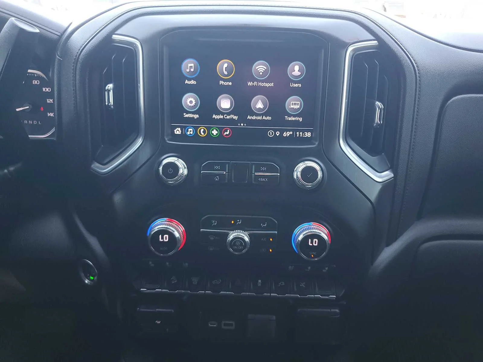 Used 2023 ONYX BLACK GMC AT4 image 17