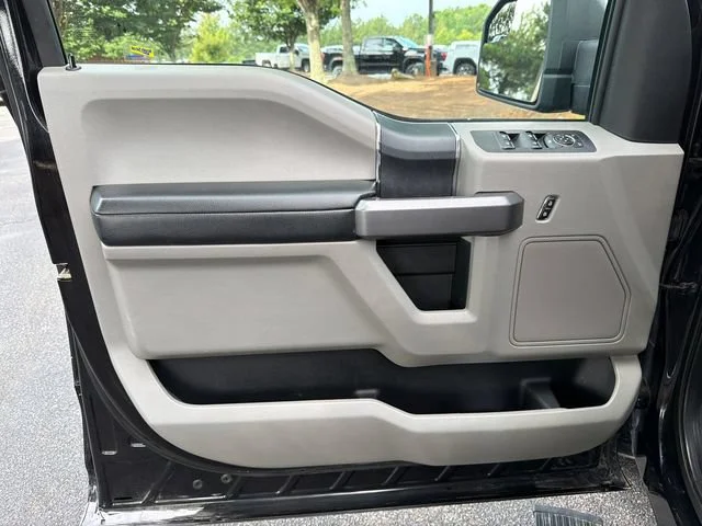 Used 2020 Black Ford XL image 10