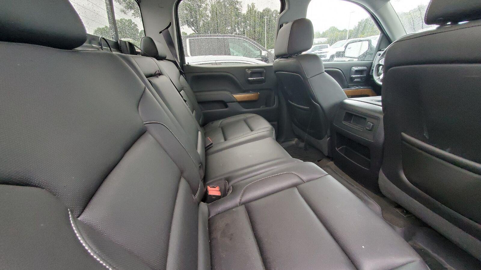Used 2015 SUMMIT WHITE Chevrolet LTZ image 6