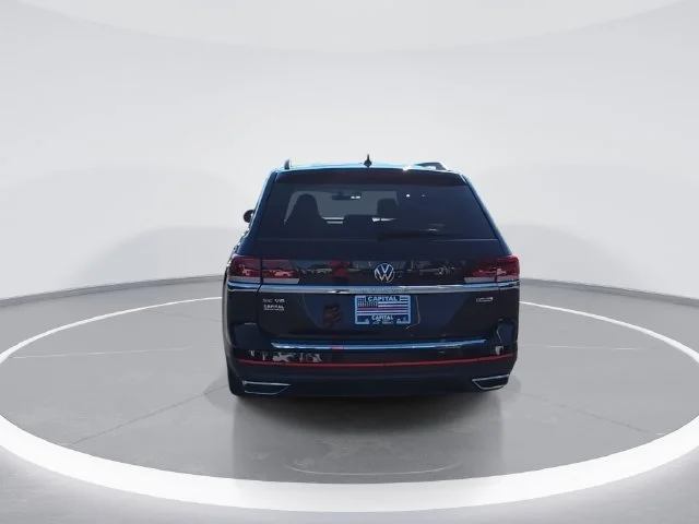 Used 2022 Black Volkswagen 3.6L V6 SE w/Technology image 7
