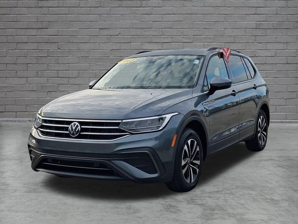 Certified Used 2023 Gray Volkswagen 2.0T S image 4