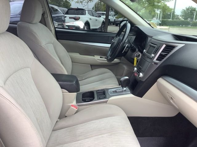 2014 Subaru Legacy 2.5i Premium - Photo 29