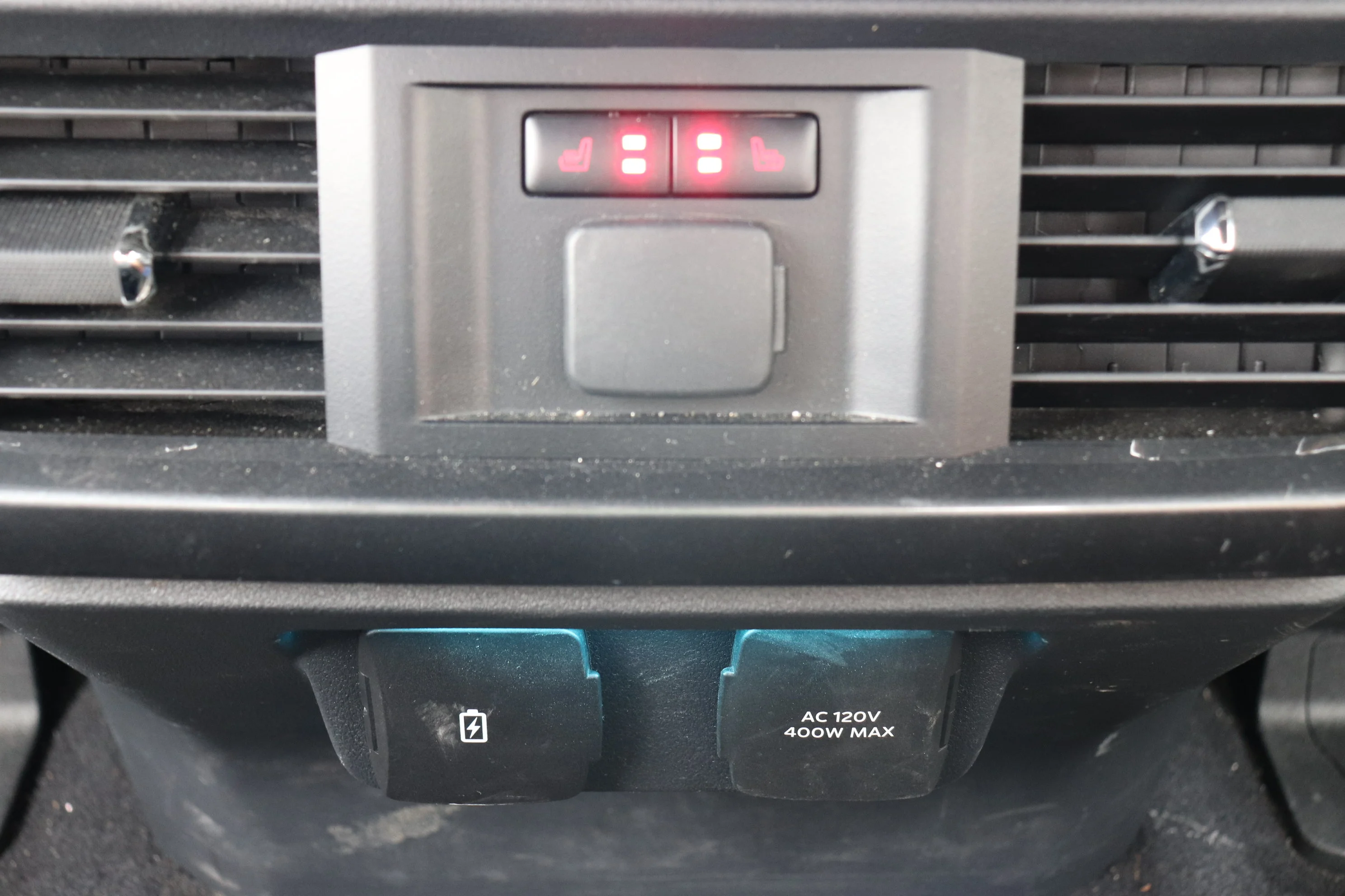 Used 2023 Black Ford XL 4WD SuperCrew 5.5