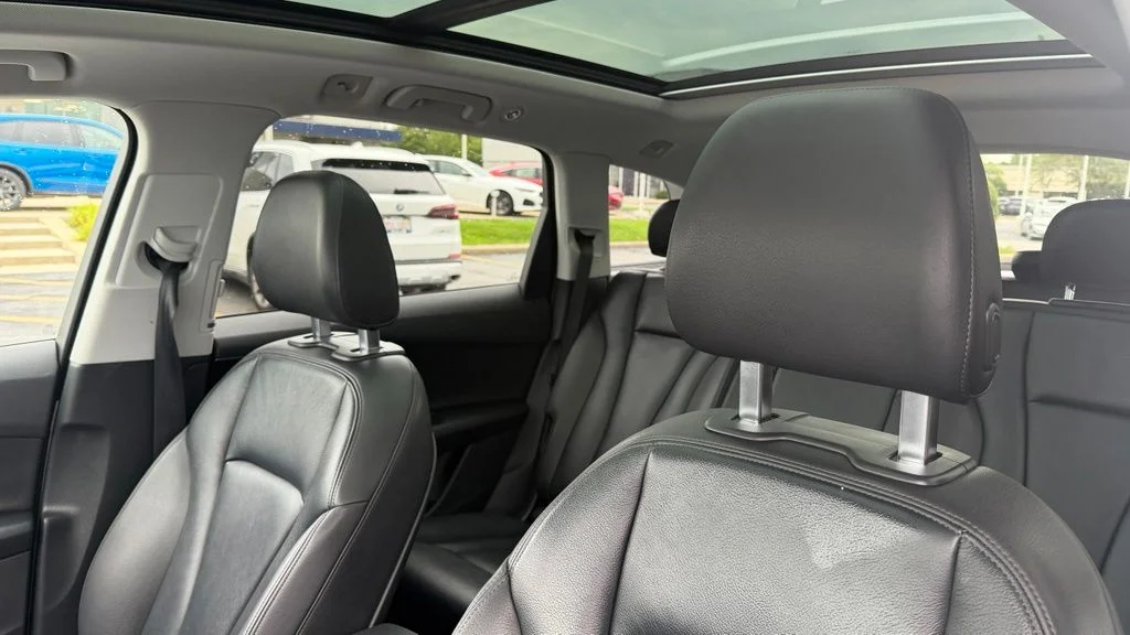 Used 2019  Audi 55 Premium quattro image 11