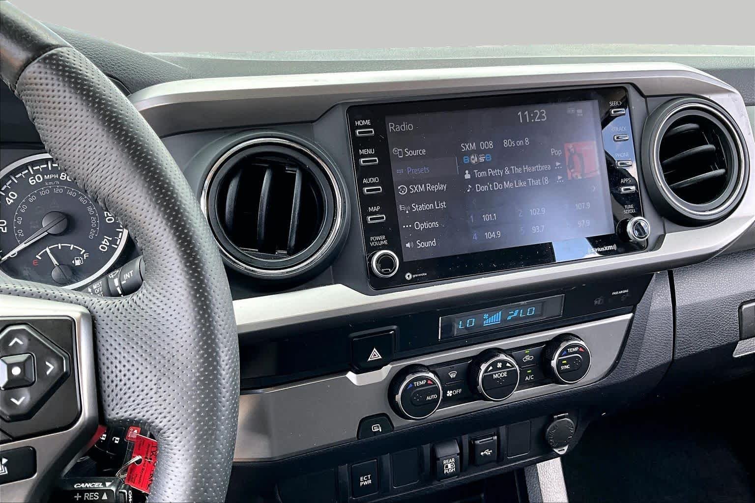 Used 2022 Midnight Black Metallic Toyota SR5 image 6