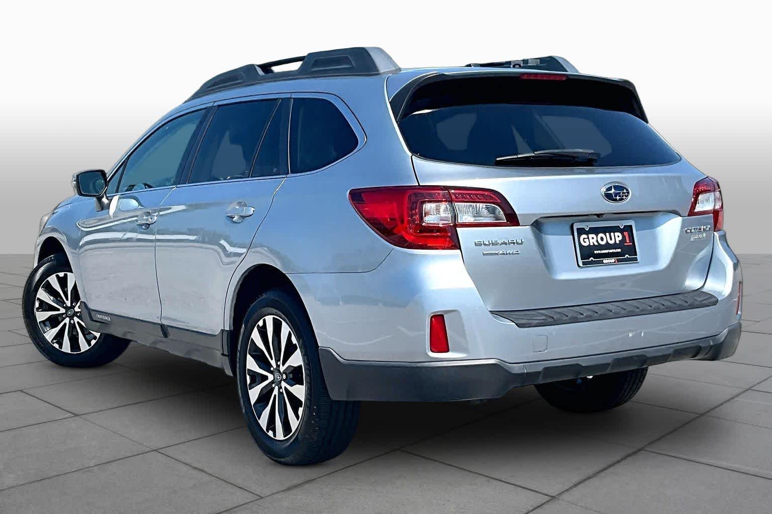 Used 2015 Ice Silver Metallic Subaru 2.5i Limited image 12