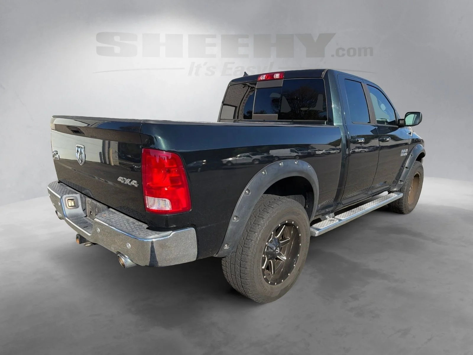 Used 2016 Black Forest Green Pearlcoat Ram Big Horn image 13