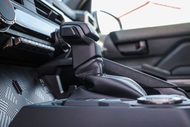 2026 Toyota Tacoma SR5 - Photo 22