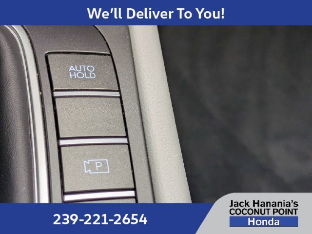 Used 2024 Green Hyundai SEL image 33