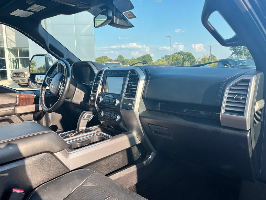 Used 2017 Black Ford Platinum image 15