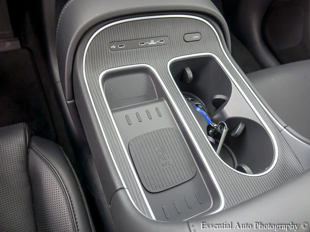 Used 2026 Abyss Black Pearl Hyundai Calligraphy image 19