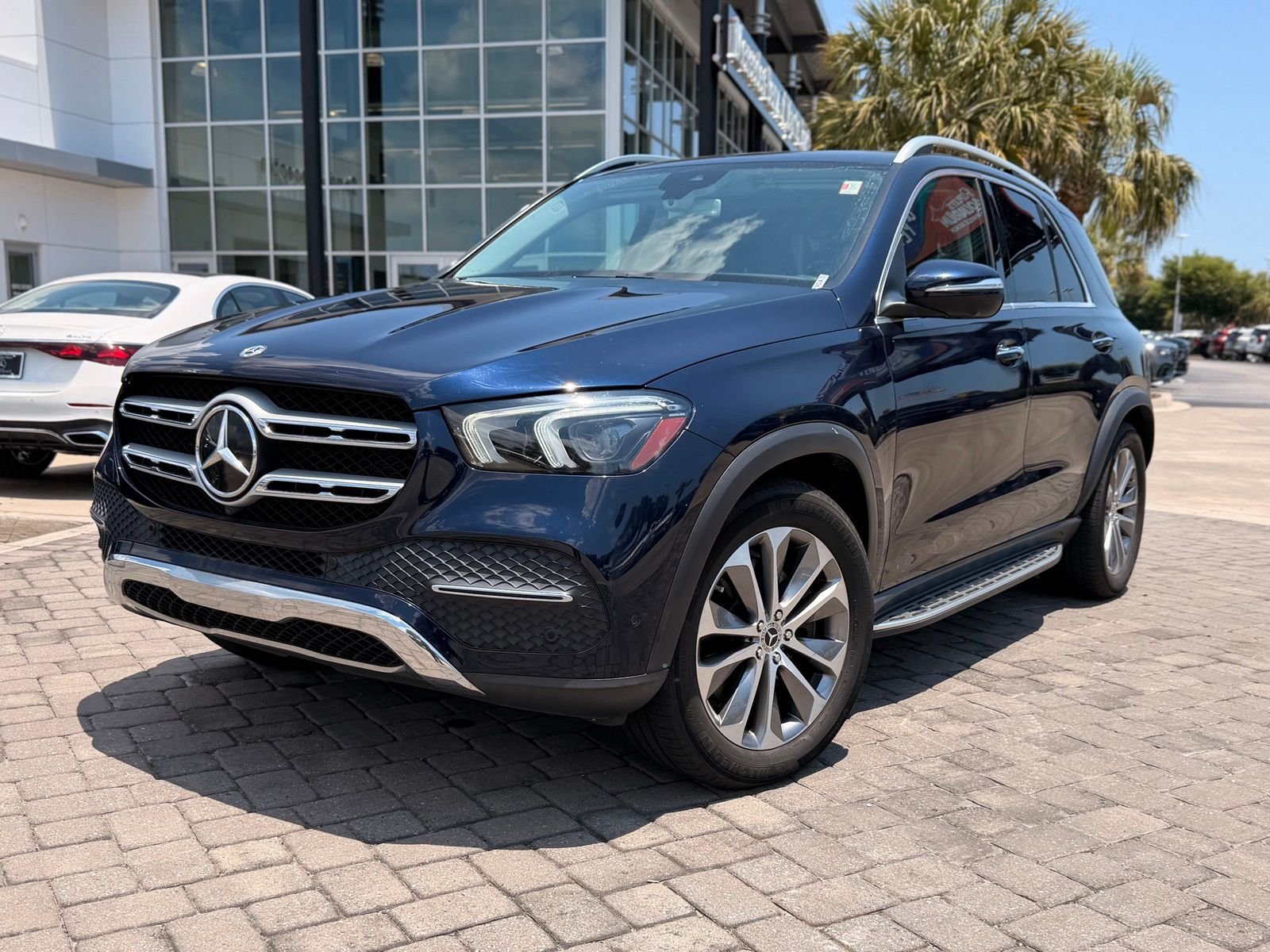 Used 2020 Lunar Blue Metallic Mercedes-Benz GLE 450 image 1