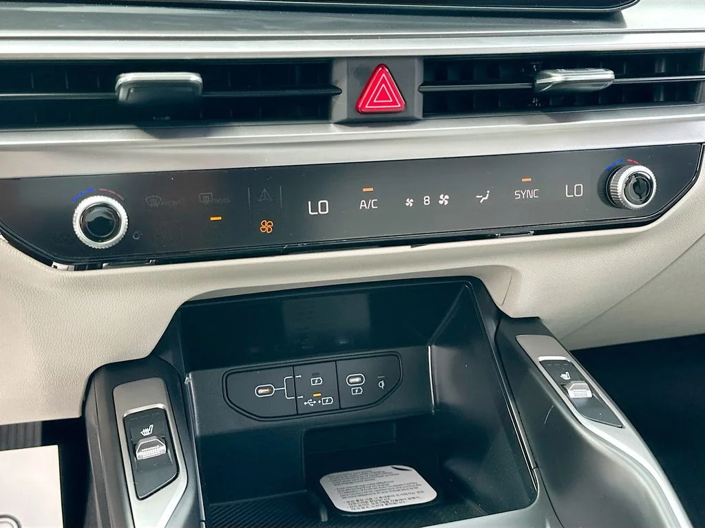 New 2026 Wolf Gray Kia EX image 16