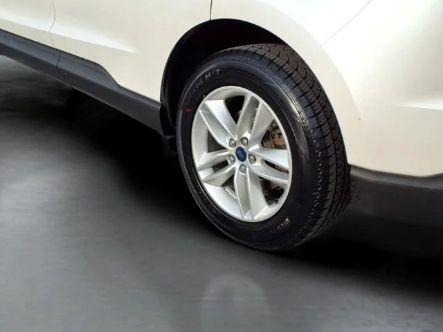 Used 2016 White Ford SEL image 23