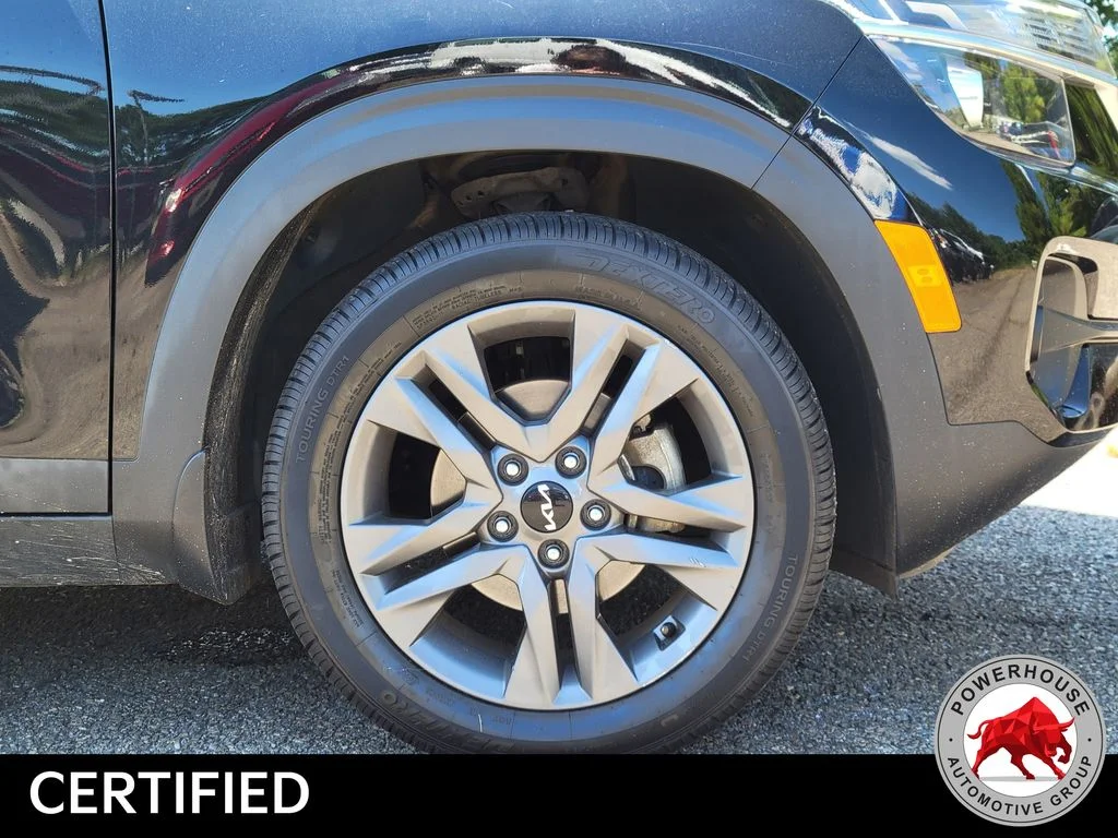 Used 2023 Black Kia S image 11