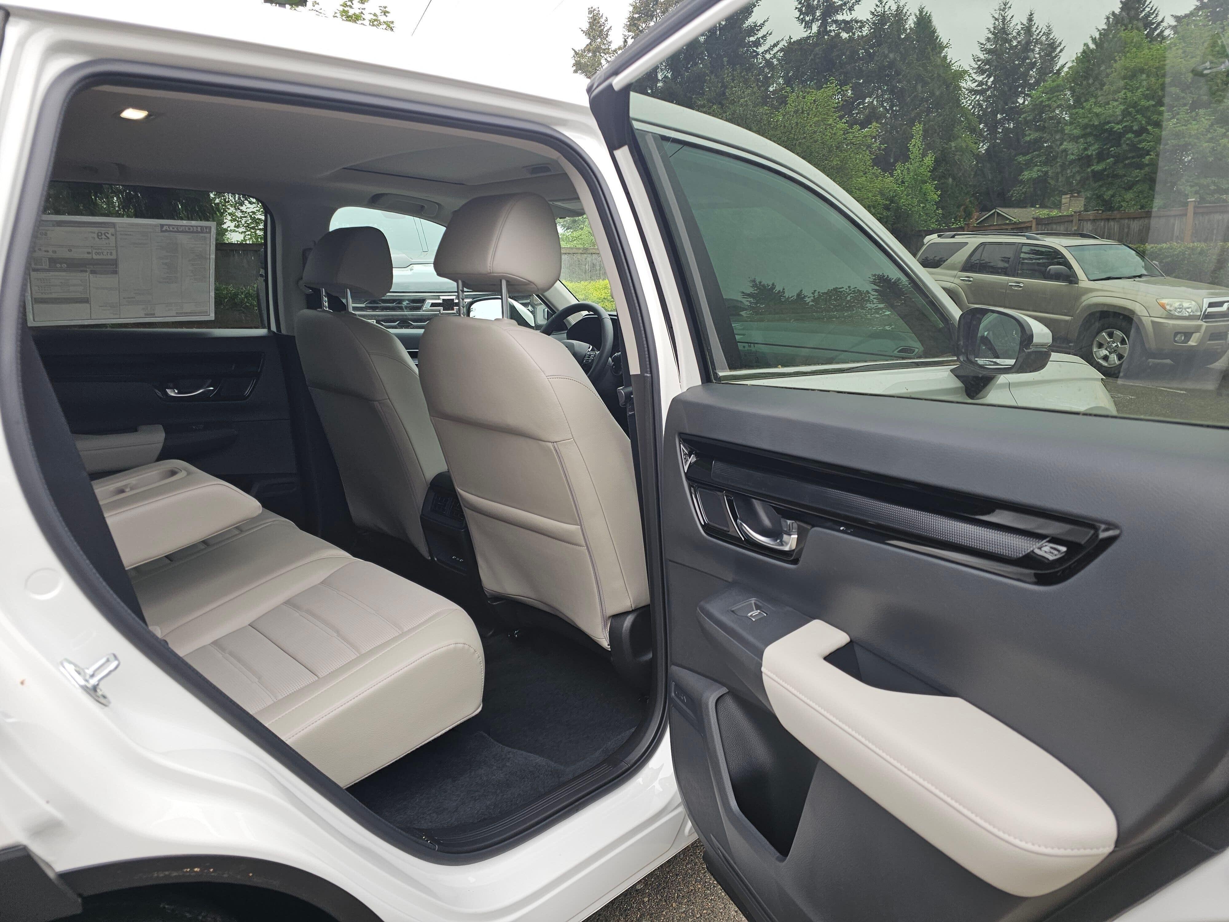New 2026 Platinum White Pearl Honda EX-L image 13