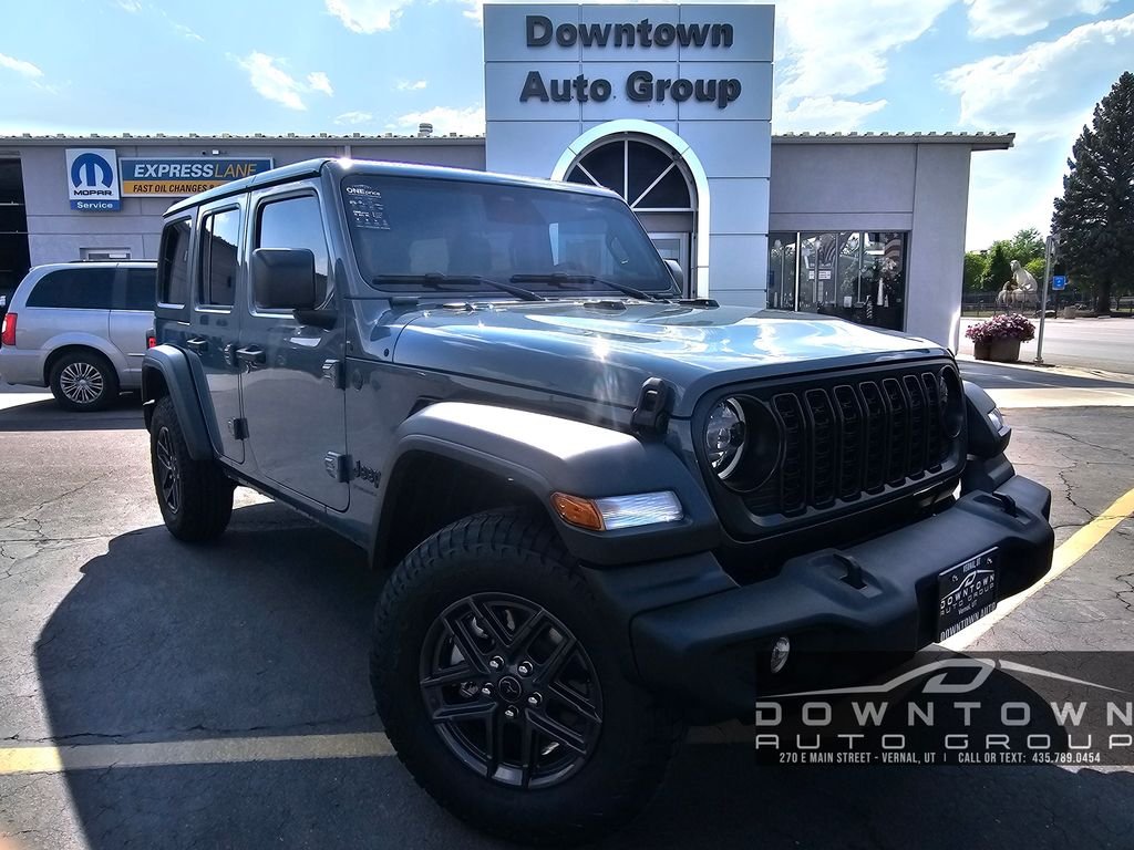 New 2026 Anvil Clearcoat Jeep Sport S image 1