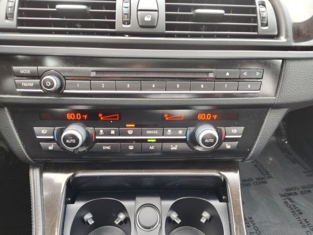 Used 2015 Silver BMW 528i xDrive image 22