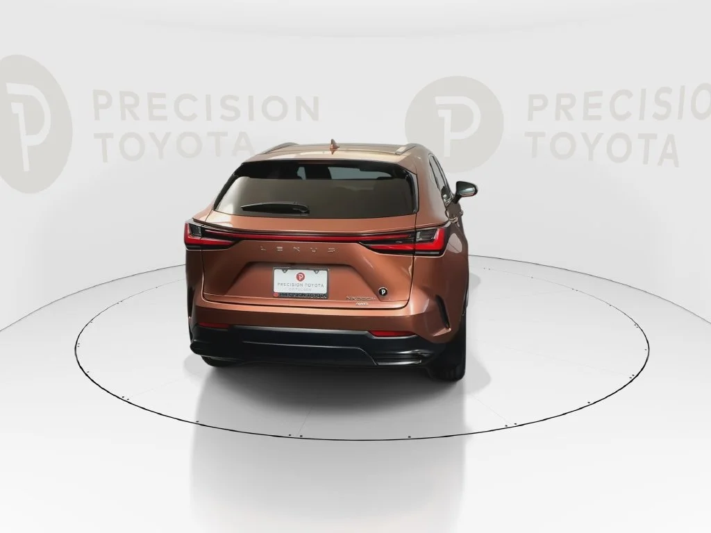 Used 2025 Copper Crest Lexus 350h Luxury image 18