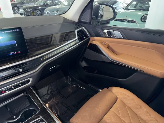 2026 BMW X7 40i - Photo 31