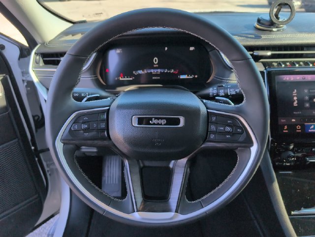 Used 2023 White Jeep Limited image 13
