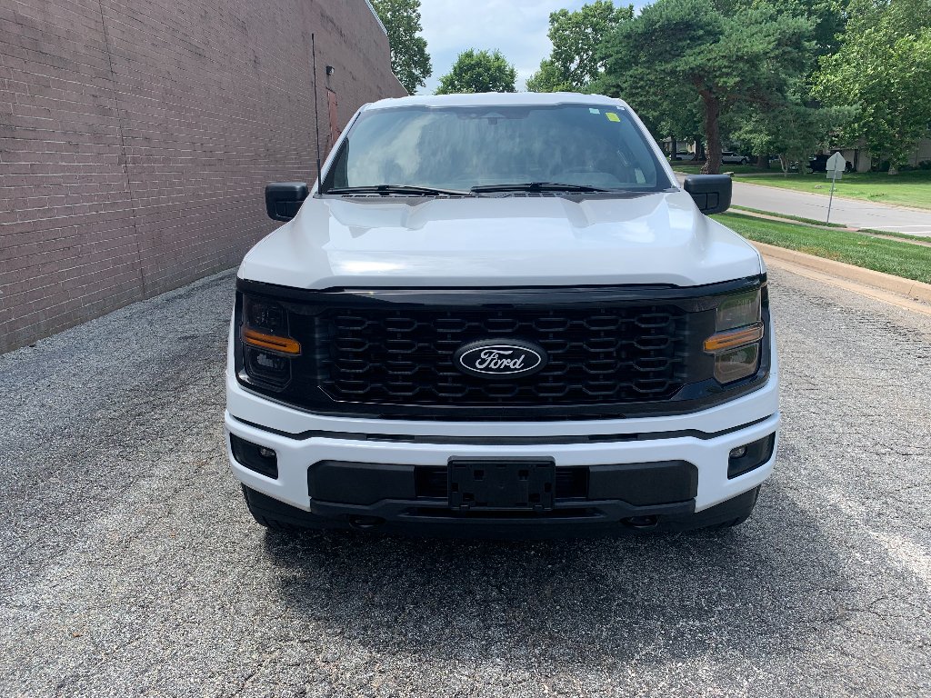Used 2024 Oxford White Ford STX image 9