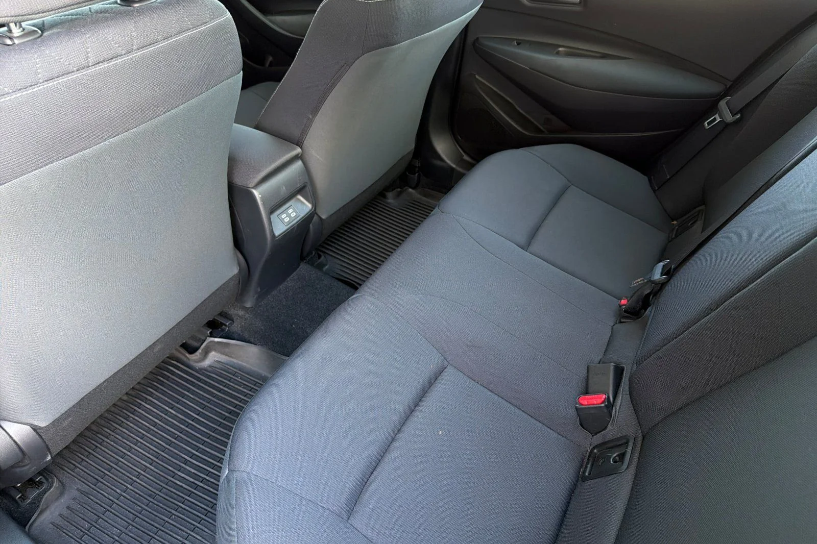 Used 2023 Silver Toyota LE image 14