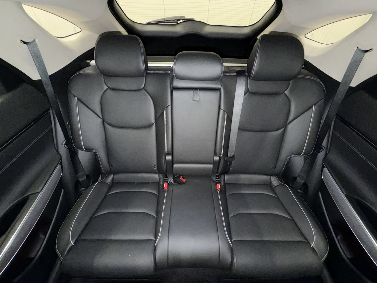 2024 GENESIS GV70 Standard - Photo 21