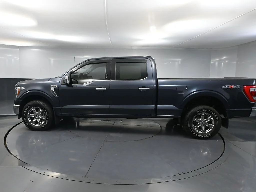 Used 2021 Blue Ford Lariat image 7