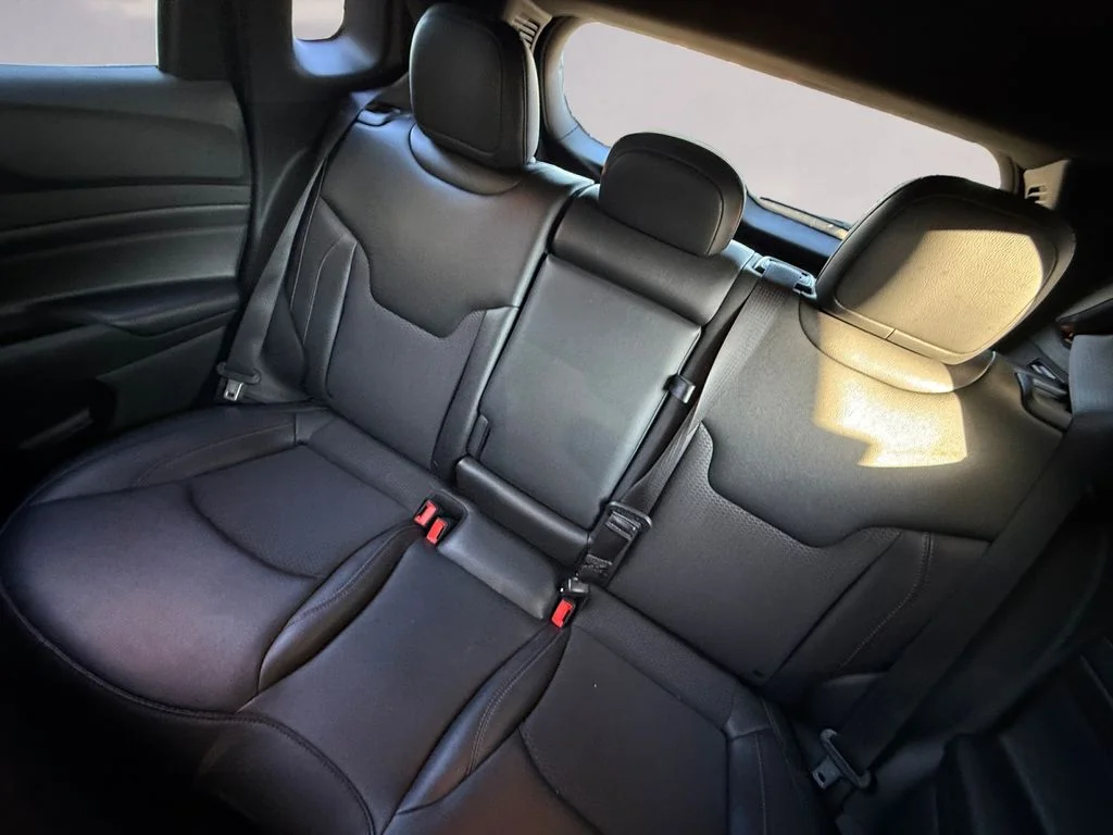 Used 2025 Silver Jeep Trailhawk image 16