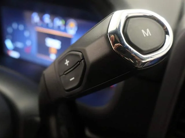 Used 2026 Agate Black Metallic Ford XLT image 34