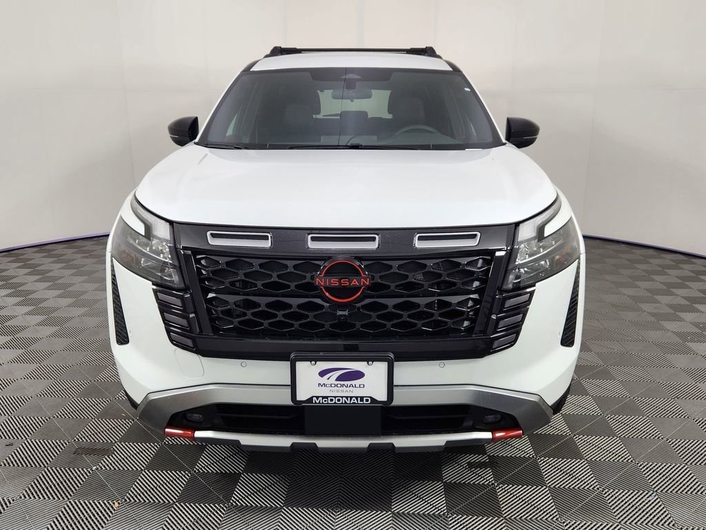 New 2026 Everest White Pearl TriCoat Nissan Rock Creek® image 7