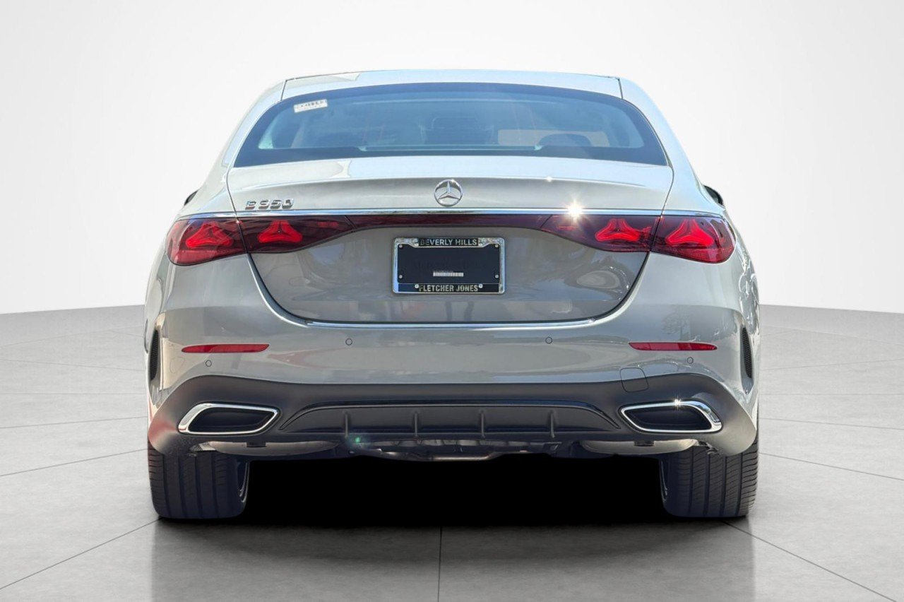 New 2026 MANUFAKTUR Alpine Grey Mercedes-Benz E 350 RWD Sedan image 4