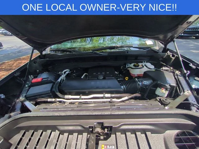 Used 2025 Silver GMC Elevation image 38