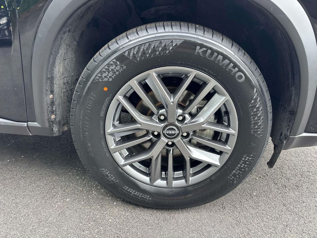 Used 2024 Black Nissan S image 33