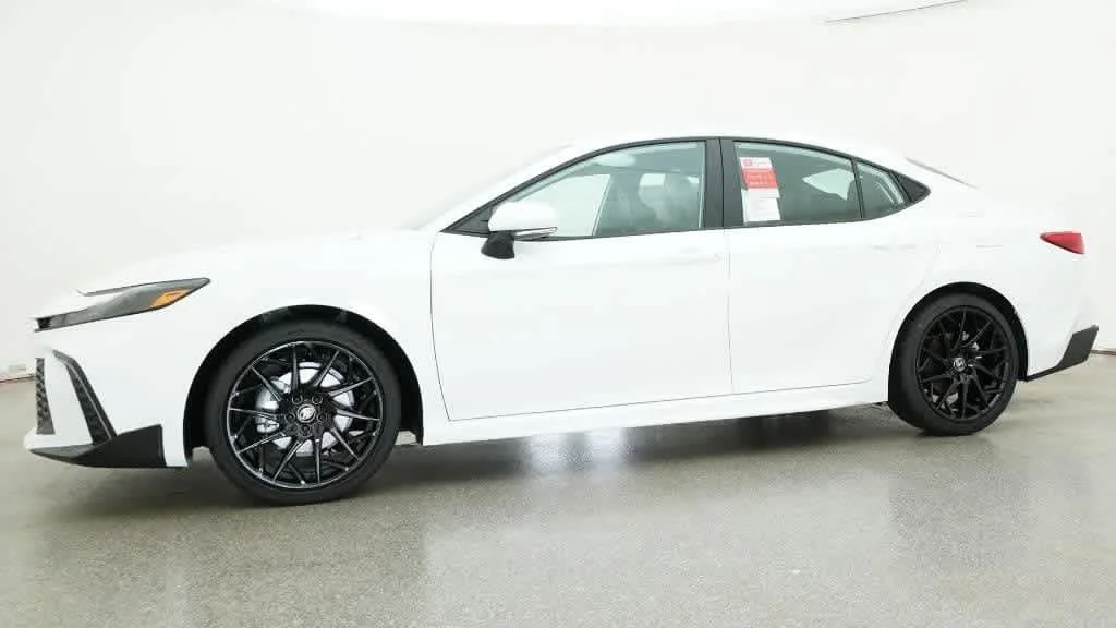 New 2026 Ice Cap Toyota SE image 18