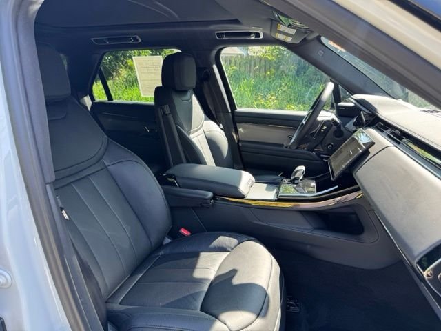 Certified Used 2025 Fuji White Land Rover S image 20
