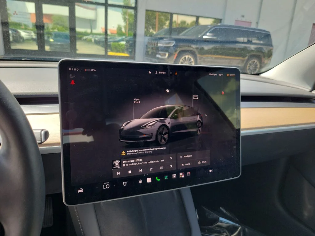 Used 2023 Gray Tesla Base image 31