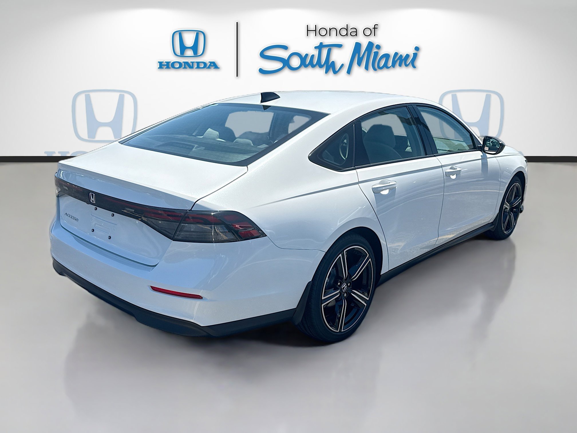 New 2026 Platinum White Pearl Honda SE image 7