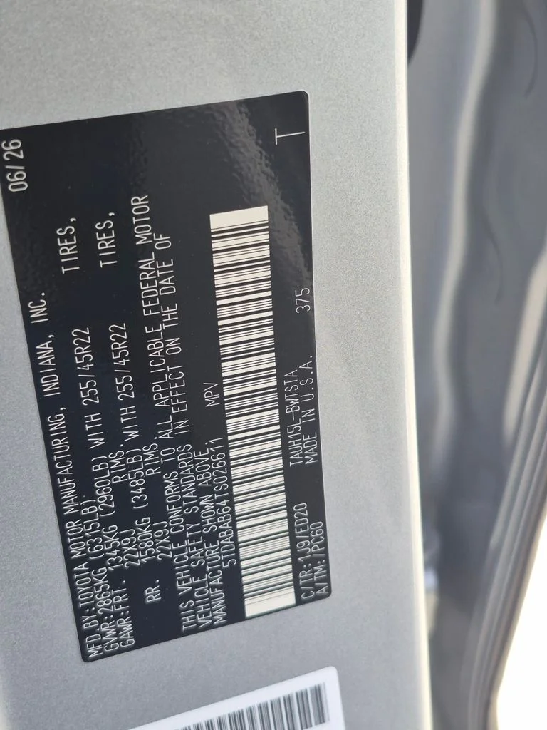 New 2026 Silver Lexus 500h F SPORT Performance Premium image 29
