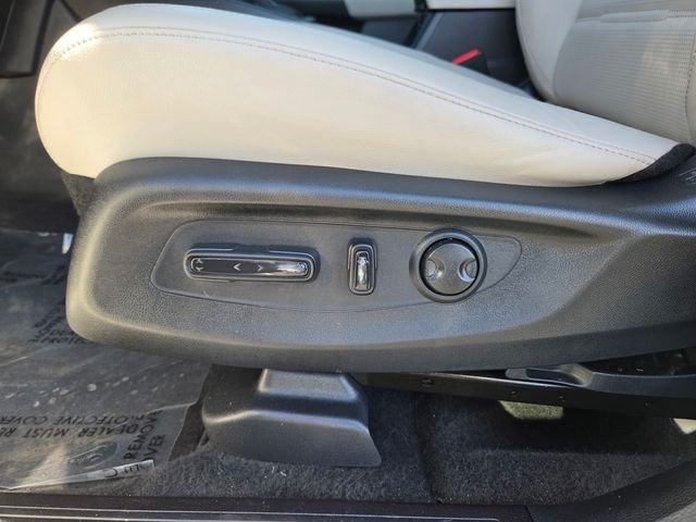 Used 2025  Honda EX-L image 12