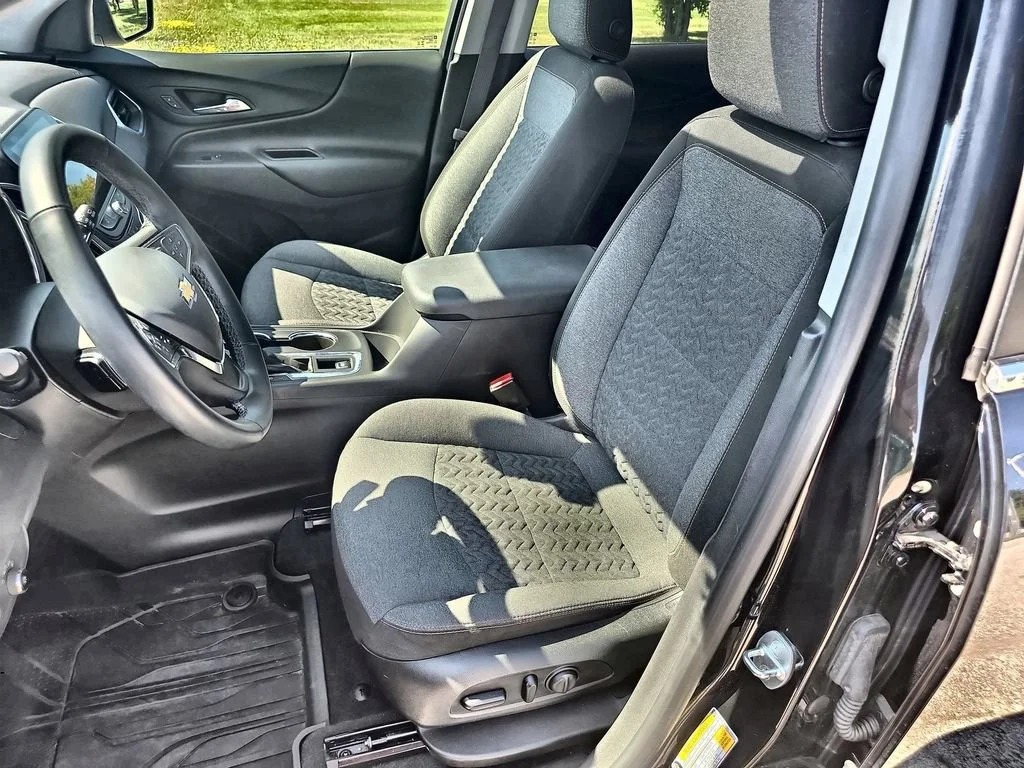 2024 Chevrolet Equinox LT - Photo 20