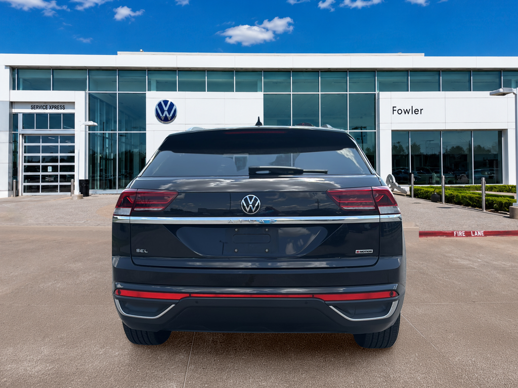 Used 2021 Black Volkswagen 2.0T SEL image 6