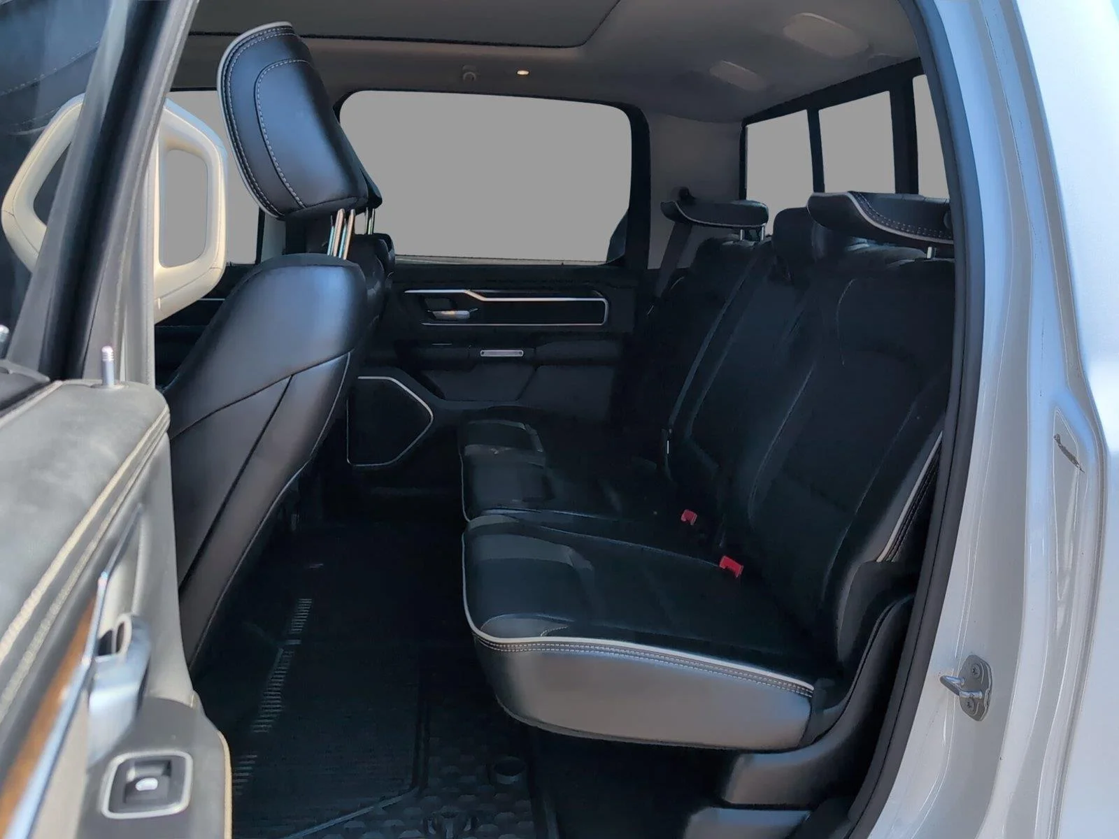Used 2022 Ivory White Tri-Coat Pearlcoat Ram Laramie image 13