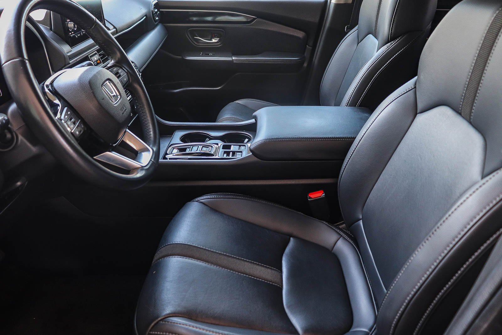 2025 Honda Pilot EX-L - Photo 23