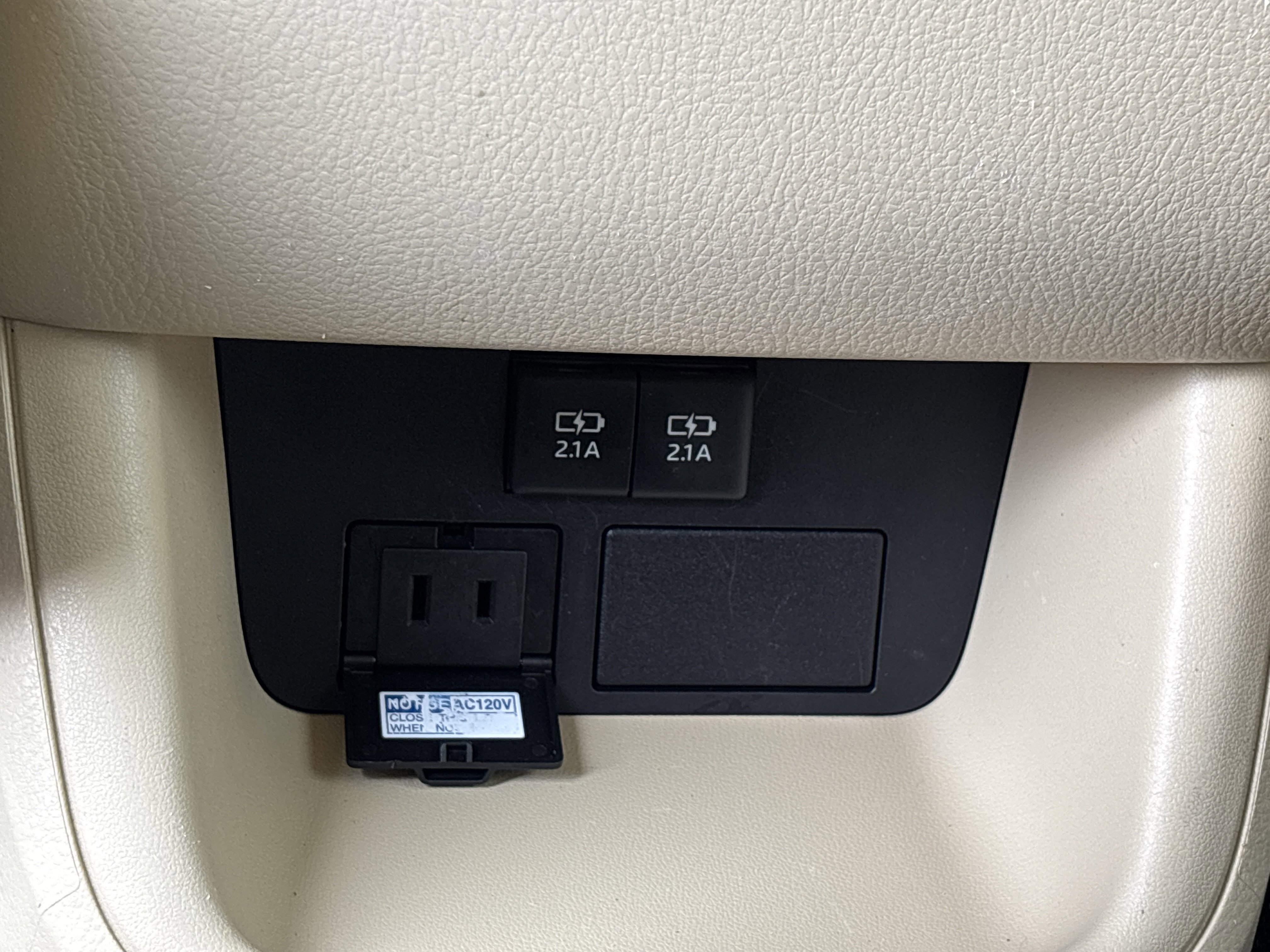 Used 2018 Midnight Black Metallic Toyota Limited AWD image 20