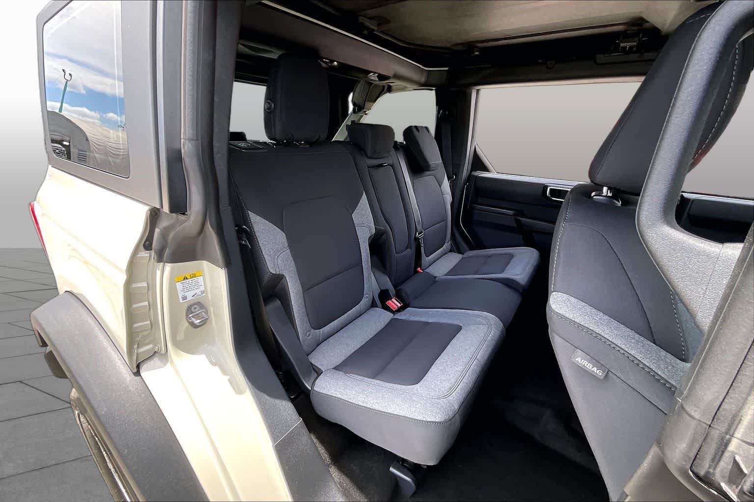 Used 2025 Desert Sand Ford Base image 19