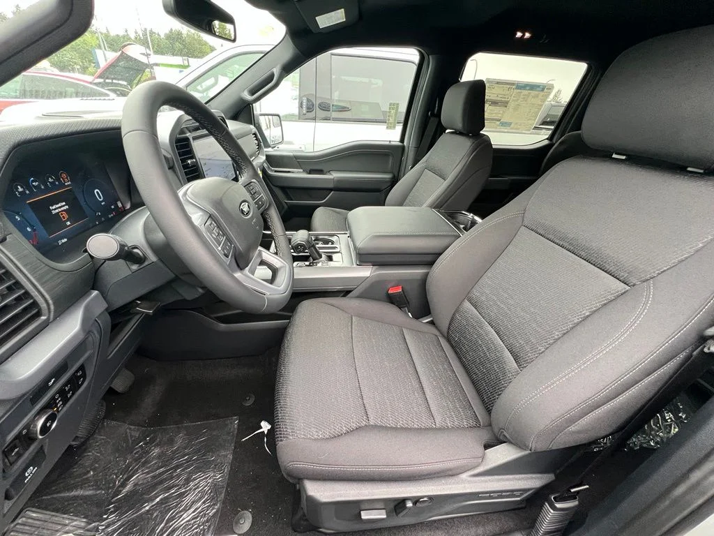 New 2026 White Ford XLT image 11