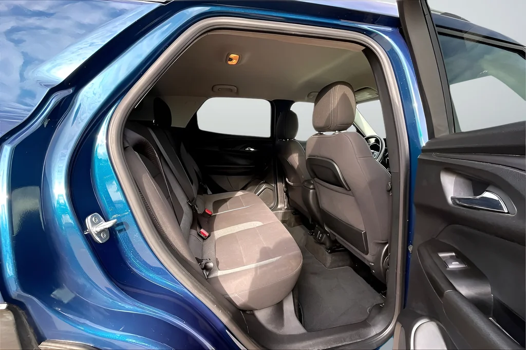 Used 2021 Blue Chevrolet LT image 15